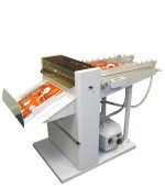 WTEC e.K. - Brosch&uuml;renfertigung - RILL- UND PERFORIERMASCHINE RM 700